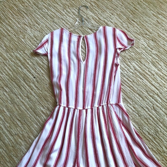 red and white striped wrap romper - Picture 2 of 4